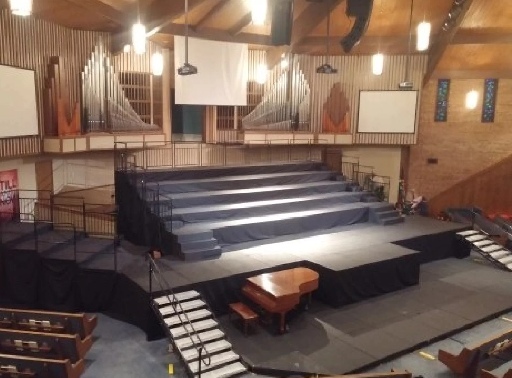 Holiday Choral Risers How to Select the Right Vendor for Your Church